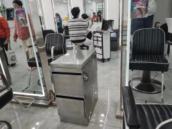 -Coo Hair salon