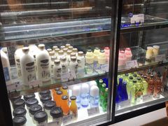 -巴黎贝甜(大宁国际商业广场店)