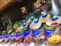 -舜耕山庄四时万和自助餐厅