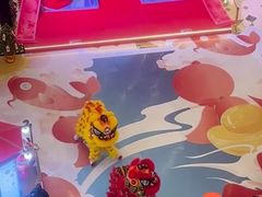 -梅龙镇广场