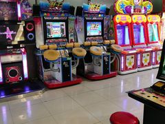 -爱玩嘉年华(成都北城天街店)