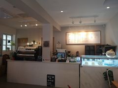 -红小姐咖啡馆(西津渡店)