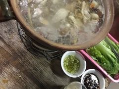 连州果园鸡-威邵鸡煲(西华路总店)