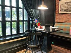 靠窗位-大鸭梨烤鸭(甘家口店)
