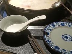 -大匠工房古船木艺术餐厅·猪肚鸡专门店(长白仙岛店)