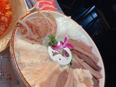 -哥老官重庆美蛙鱼头(松江地中海十八哥店)