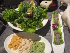 -德天肥牛海鲜火锅(城西银泰店)