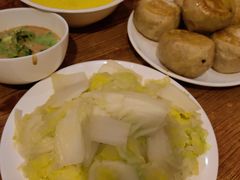 -清真吴记门钉肉饼·喜多利