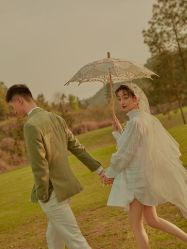 点击看大图 -第一夫人婚纱摄影(南京店)