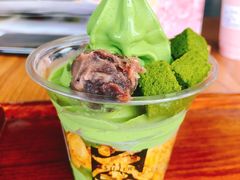 戚风蛋糕圣代-辻利茶舖TSUJIRI(万象天地店)