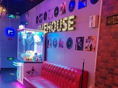 -唱吧麦颂KTV(马驹桥店)