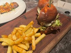 -LESCEDARS Brasserie Bistro香柏树