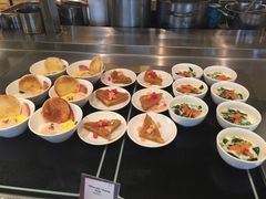 -圣丰索菲特·2 On 988 Café 自助餐厅