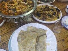 -溢心园香河肉饼总店