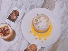 吉维尼的正午-théATRE 茶聚场(王府中環店)
