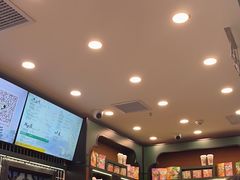 -茶理宜世(广州南站（站内）3楼B17检票口店)