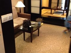 iphone_upload_pic-嘉瑞酒店有限公司