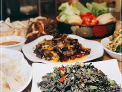 -菌海森林·非遗野生菌火锅(西山区滇池路摩根道店)