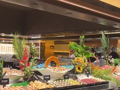 -钱小奴海鲜自助黑金店(杭州滨江龙湖店)