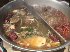 -湊湊火锅·茶憩(新中关购物中心店)