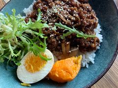 -玛格萝妮(汇智国际商业中心店)