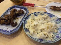 -维吾尔餐厅(宜山路店)