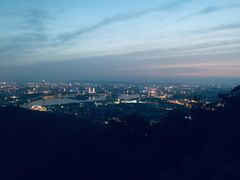 -紫金山山顶公园