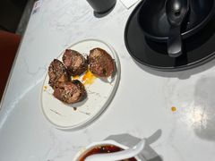 -本来精品川菜(嘉里中心店)