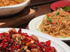-肆海小川菜酒馆Wine Bistro (青年路店)