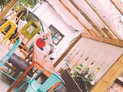 -怪兽咖啡 Monster Cafe