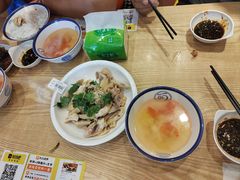 -禧凰·老上海白斩鸡辣肉面店