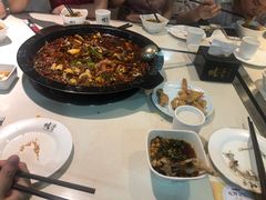 -烧哥美蛙肥肠鱼火锅·十五年社区店