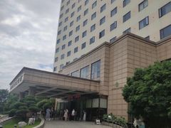 -山明水秀大饭店