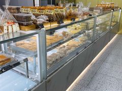 面包甜点陈列柜-甜嘟嘟烘焙坊(舒城路店)