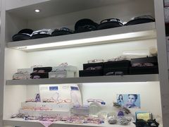 -利客来眼镜店(崂山百货店)