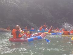 -安吉龙王山峡谷漂流