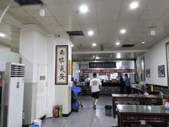 -牛一嘴·兰州牛肉面·大盘鸡(财富中心店)
