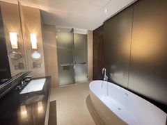 -广州天河希尔顿酒店