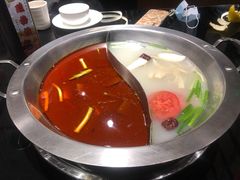 鸳鸯锅底-吴记老锅底麻辣火锅(福州路店)