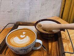 冲绳拿铁-春庄咖啡SpringHues(钟楼小区店)