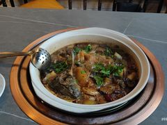 -红井路游艺炖锅·音乐餐吧(十渡店)