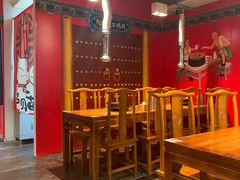 大堂-赵胖炙子烤肉&深夜酒馆(簋街店)