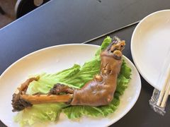 辣卤羊蹄-有奴思烤肉·清真(正宁路店)