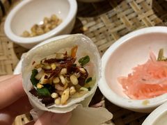 -包整·丝娃娃(一览甲秀楼风景店)