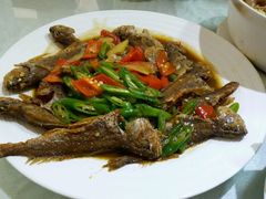 -民间瓦缸煨汤館(嵩山路店)