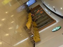 -星巴克臻选(莘庄仲盛店)