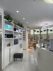 -瓷肌博士·祛痘科技美肤