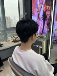 -藤野造型烫发染发