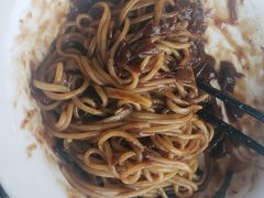 炸酱面-桃园中华料理炸酱面(燕儿岛路店)