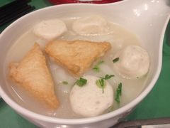 鱼蛋粉-翠华餐厅(山顶道店)